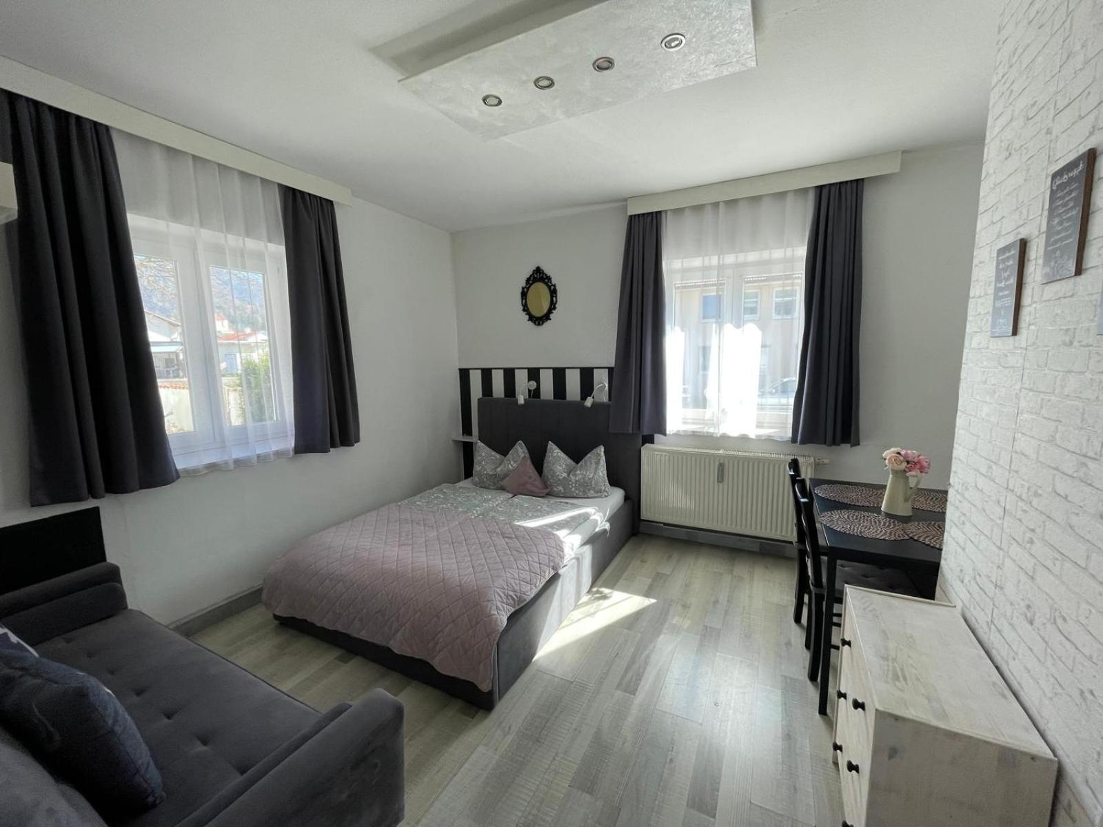La Boutique House 2*